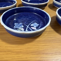 青い和皿５枚セットの画像