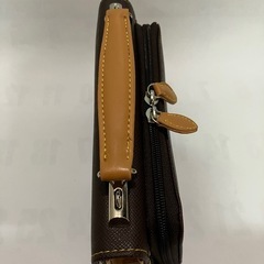 【新品】　ウォレットバッグ　レザー調　ブラウン系　の画像