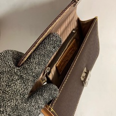 【新品】　ウォレットバッグ　レザー調　ブラウン系　の画像