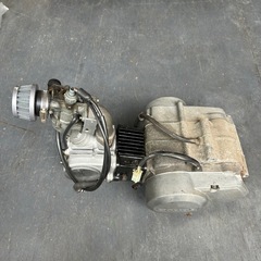 カブ　エンジンの画像