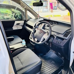 トヨタ ヴォクシー Z 4WD H23 8.08 車検の画像