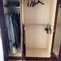 洋服タンスの画像