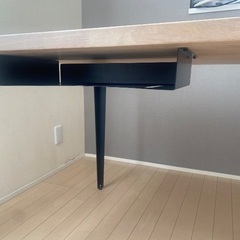 KANADEMONO THE TABLE ラバーウッド ダイニングテーブルの画像