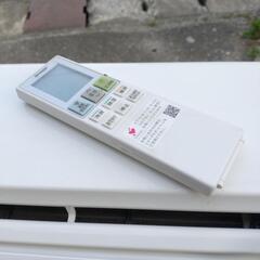 【2022年製】10〜12畳　100V SHARP　エアコンの画像