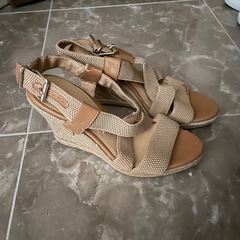 本日限り！Banana Republic レディースサンダルの画像