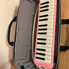 🎒小学生用の学用品3点セット（リコーダー・ピアニカ・絵の具セット）無料でお譲りします！の画像