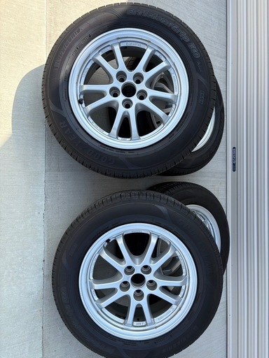 プリウス　純正アルミホイール４本　バリ溝