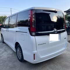 平成28年 エスクァイア HV Giブラックテーラード トヨタセーフティセンス 2年車検付の画像
