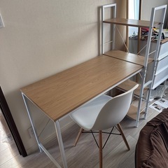 アイリスオーヤマデスクイス付き
