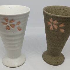 花模様 陶器 タンブラー・ぐい飲み　 2色セット