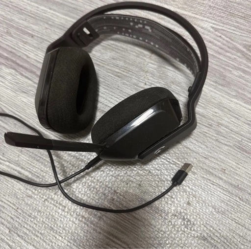 【極美品】 Logicool ワイヤレス ゲーミングヘッドセット G733 黒 レビュー】G733は理想のワイヤレスゲーミングヘッドセット