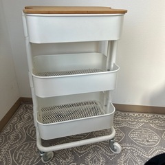 IKEAラックの画像