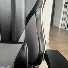 【早い者勝ち！】ゲーミングチェア(AKレーシング)の画像