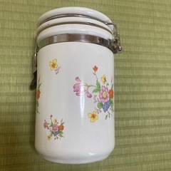 キャニスター大