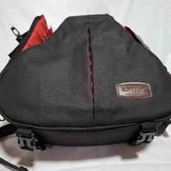 三角の カメラバッグ 中古品