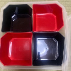 オードブル保存容器の画像