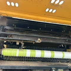ニューホーランド中古ロールベラー牧草ロールの画像