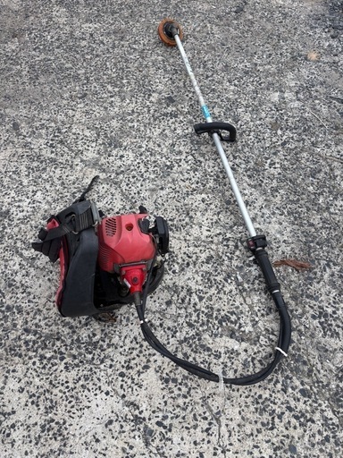 山田、ビーバー草刈り機