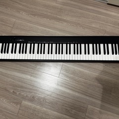 電子ピアノ　CASIO