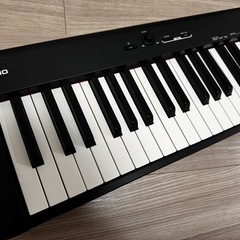 電子ピアノ　CASIOの画像