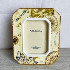 ☆お値引可能☆【極美品】Wedgwood  フォトフレーム フォトスタンド 写真立ての画像