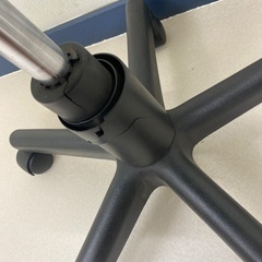 オフィスチェア　一台の画像