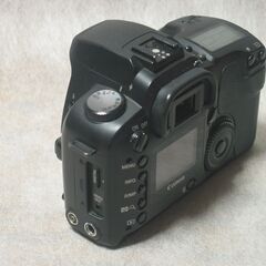 キャノン中古カメラ　EOS　D60　デジタル一眼　動作品です本体のみ　の画像