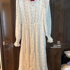 7点新品未使用(タグ付きは5点)ワンピース&スカート　まとめ売りの画像