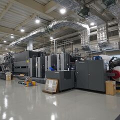 【未経験歓迎】新工場で働きやすさ◎／年間休日122日／空調完備の画像