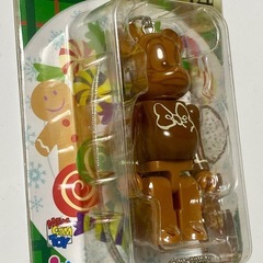 ディズニー ベアブリック ドナルド ミルクチョコver クリスマス パーティの画像