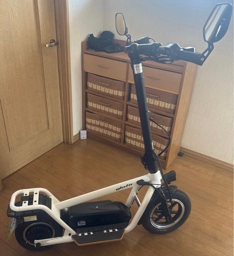 走行距離45km美品　原動機付自転車・小型特殊自動車glafit X-SCOOTER LOM　