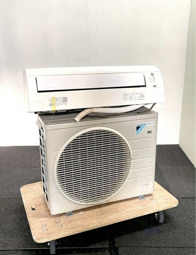 (本体＋工事）DAIKIN F28UTEV-W 2018年製 2.8kw（10畳用）