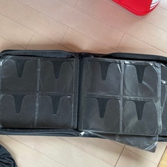 7/2まで【物物交換可】CD、DVD 収納ケースの画像