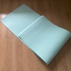 ヨガマット ほぼ新品 ミント色の画像