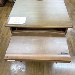 【karimoku/カリモク】引き出し付パソコンデスクの画像