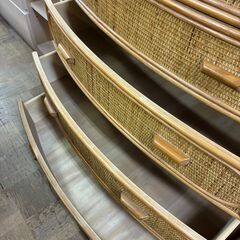 【ジャングルジャングル深井店】★藤6段チェスト ラタン チェスト 家具 収納家具 クリーニング済  堺市（中区 堺区 東区 西区 南区 北区）和泉市 河内長野市 富田林市 松原市 狭山市 【FU2385】の画像