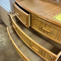【ジャングルジャングル深井店】★藤6段チェスト ラタン チェスト 家具 収納家具 クリーニング済  堺市（中区 堺区 東区 西区 南区 北区）和泉市 河内長野市 富田林市 松原市 狭山市 【FU2385】の画像