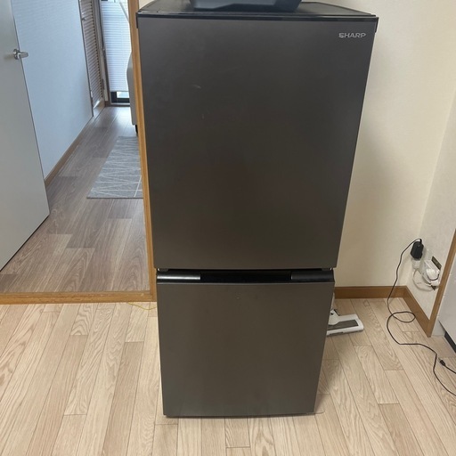 シャープ冷蔵庫2023年製両扉