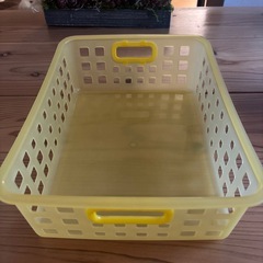 プラスチックの入れ物