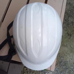 中学通学ヘルメットの画像