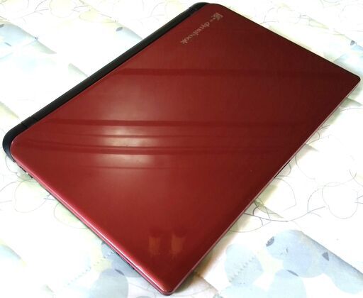 最新Windows11搭載★新品SSD256GB★メモリ4GB★赤色東芝 最新Windows11搭載☆新品SSD256GB☆メモリ4GB☆赤色東芝