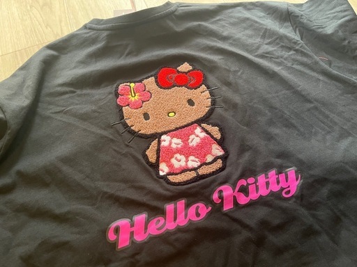 新品　ガングロキティ　Tシャツ