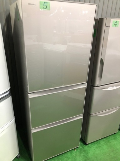 ご来店時、ガンお値引き‼️TOSHIBA(東芝) 2017年製 330L 3ドア冷蔵庫🎉