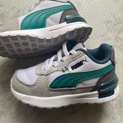 PUMAスニーカー　キッズの画像