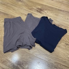 GU Ｔシャツとパンツセット　Ｌサイズの画像