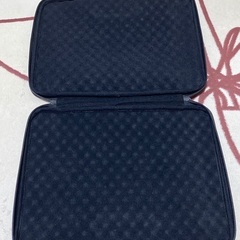 パソコン持ち運び収納ケースの画像