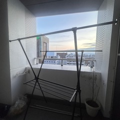 物干しスタンド、折りたたみ式の画像