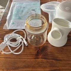 ピジョン さく乳器 電動HandyFit+ 電動搾乳機　pigeonの画像
