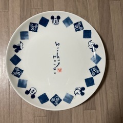 ミッキーマウスの和柄の大きめプレート