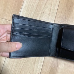 イタリア製本革レザー二つ折り財布新品未使用の画像